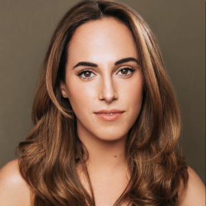 MIA GERACHIS photo
